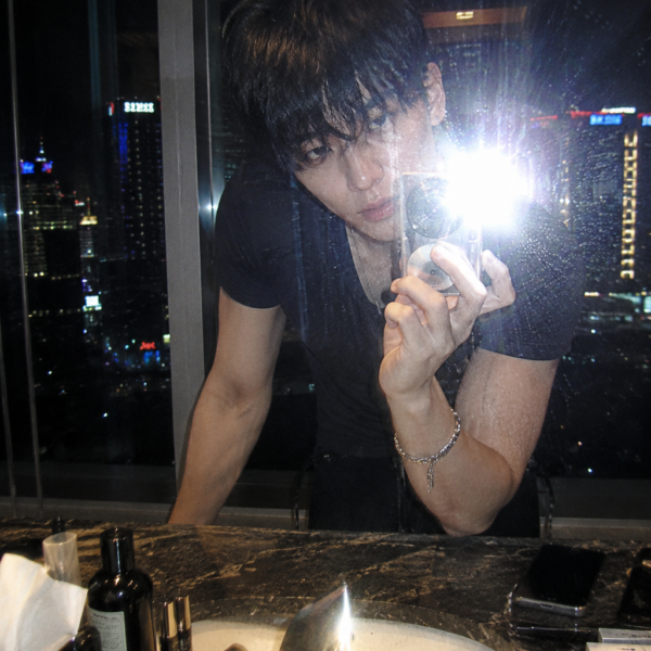 Late Night in the Skyline: Y2K Mirror Flash Portrait